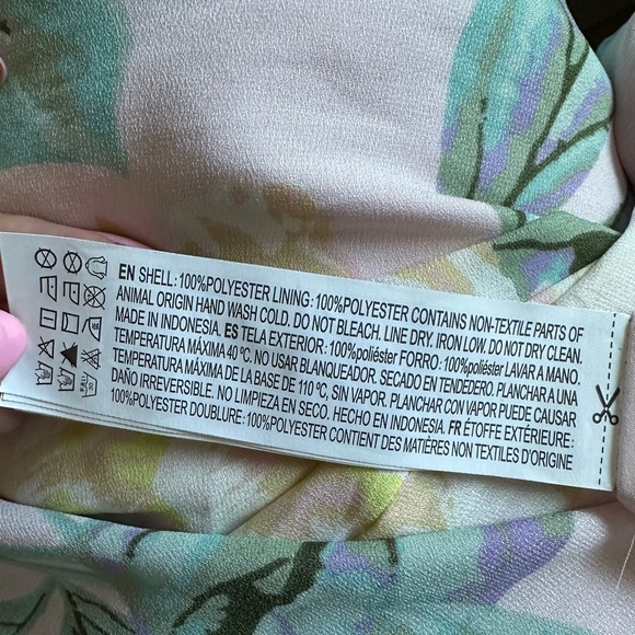 Forever 21 Floral Halterneck Dress - Size Small - Picture 7 of 7